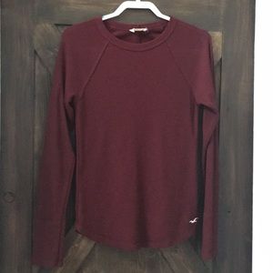 Hollister thermal burgundy size L